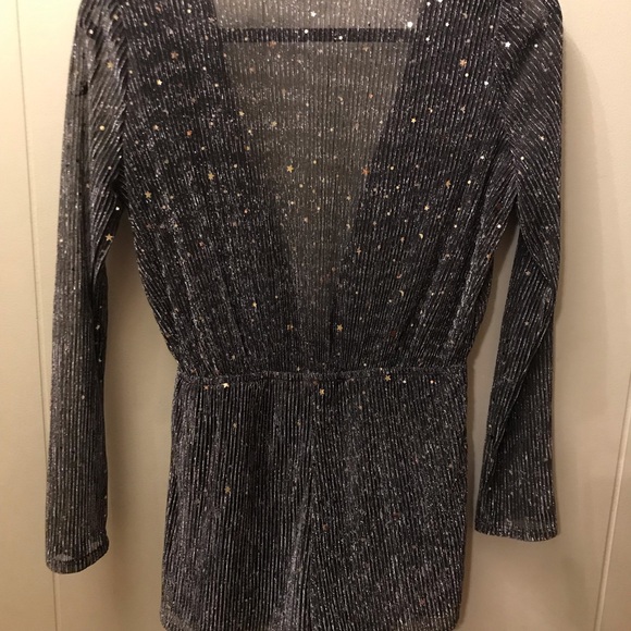 Superdown Deep V Black Silver Sparkle Long Sleeve Romper - Picture 6 of 6
